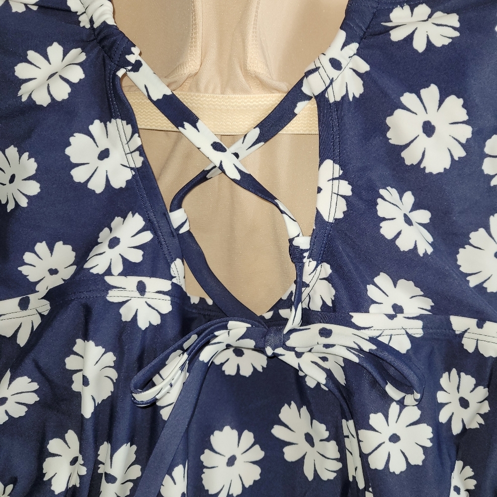 Kona Sol Women's Navy White Floral Print Size L One Piece Swimsuit Cover Up - Picture 9 of 12